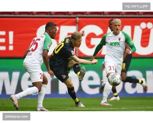 斯图加特客场3比2险胜奥格斯堡 巩固积分榜前列位置 斯图加特客场3比2险胜奥格斯堡 巩固积分榜前列位置